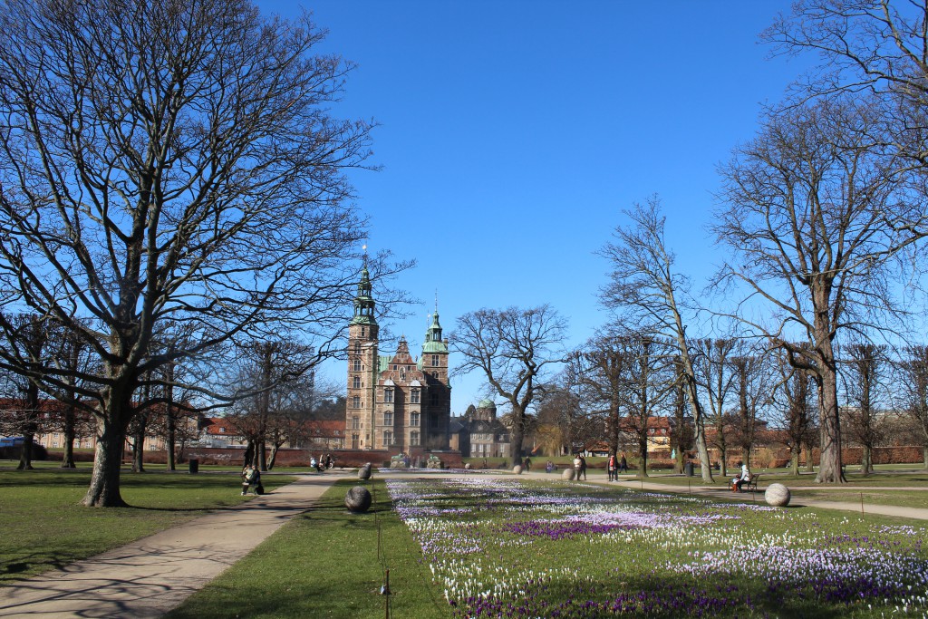 Kongens Have med Rosenborg Slot bygget i 1630-35 af Kong Christian den 4. Foto den 12. marts 2015 af Erik K Abrahamsen