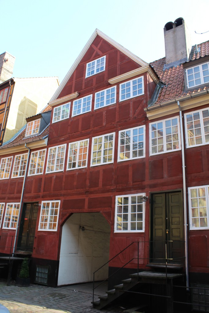 Skindergade nr. 8, baghuset med 8 fag og 4 fags gavlkvist. Fot den 16. marts 2015 af Erik K Abrahamsen