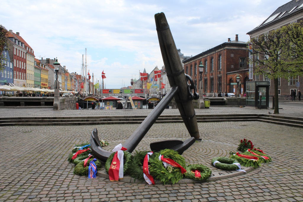 Mindeankeret i Nyhavn til minde om de ca. 2400 danske sømænd som omkom under allieret tjeneste under 2. Verdenskrig 1940-45. Foto 5. maj 2015 af Erik k Abrahamsen