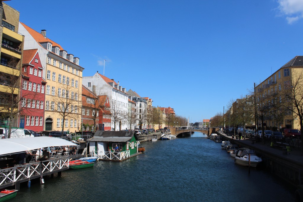 Christianshavn Canal. View in direction east from "Torvegade Bridge"to restaurant. Photo 4. may 2016 by Erik K Abrahamsen