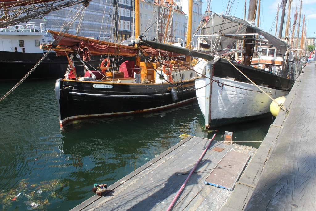 Woodboats in Nyhavn Canal. Photo 6. june 2016 by Erik K Abrahamsen.