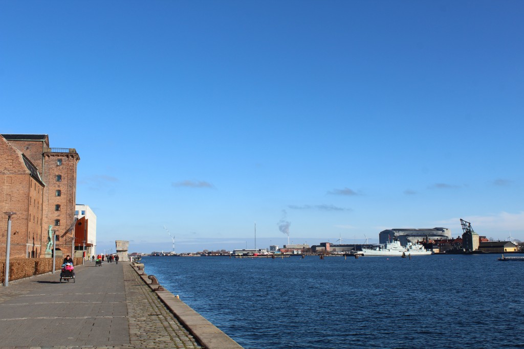 Copenhage Inner Harbour. View to entrance to harbour, former naval Base Holmen 1680-1989 and store house built 1790-1800. Photo 22. february 2018 by erik K Abrahamsen.