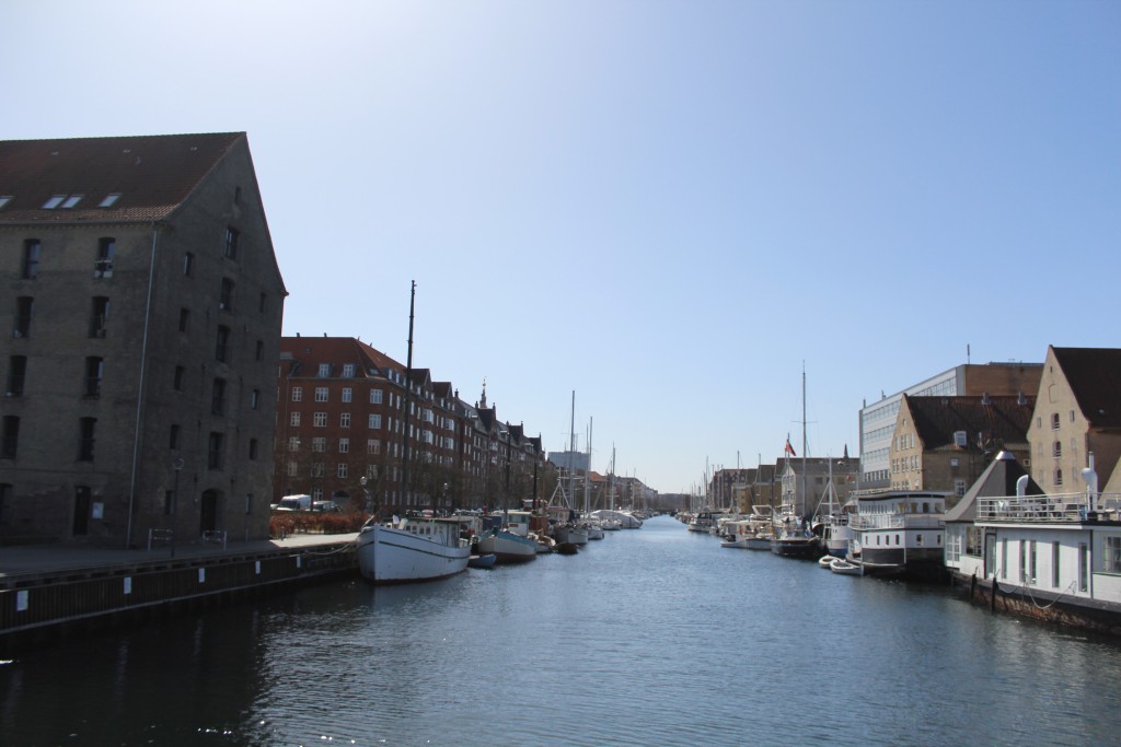View from new walk- and bike bridge to Christianshavn Kanal.