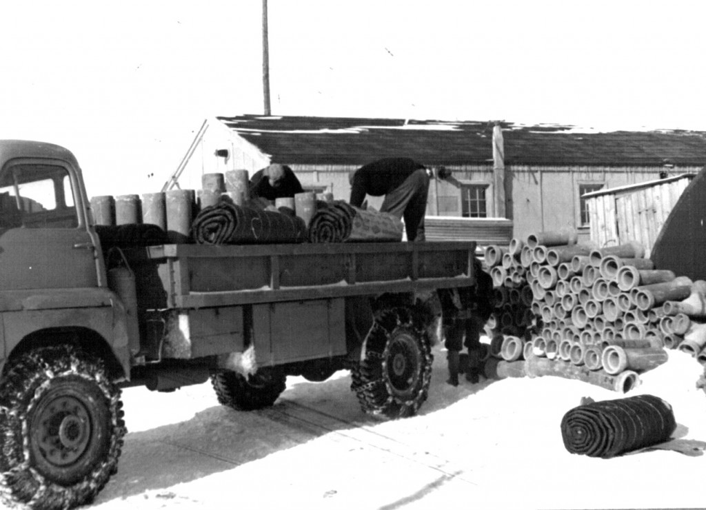 Lastvogn ved Varehuset. Havnen 1962.